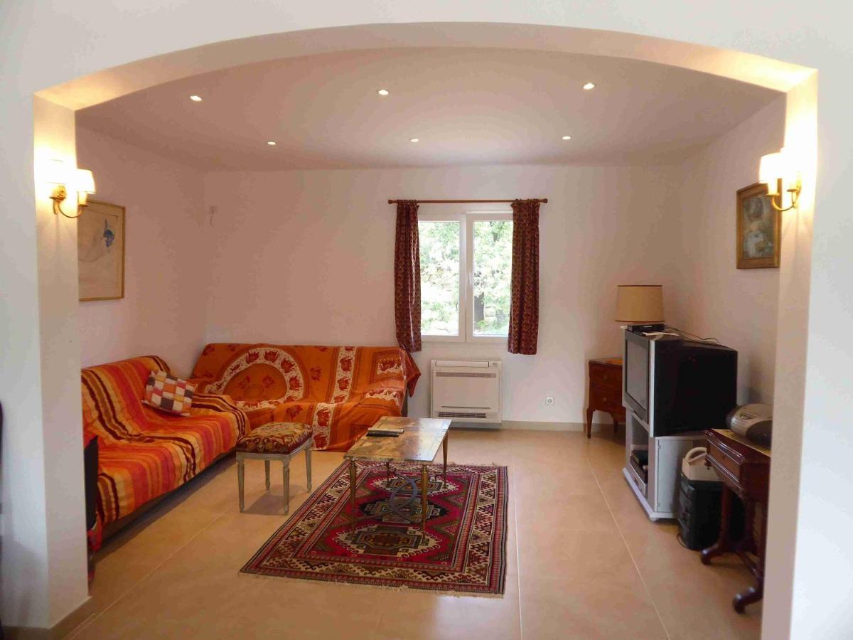 Villa En Provence Verte Carces Экстерьер фото